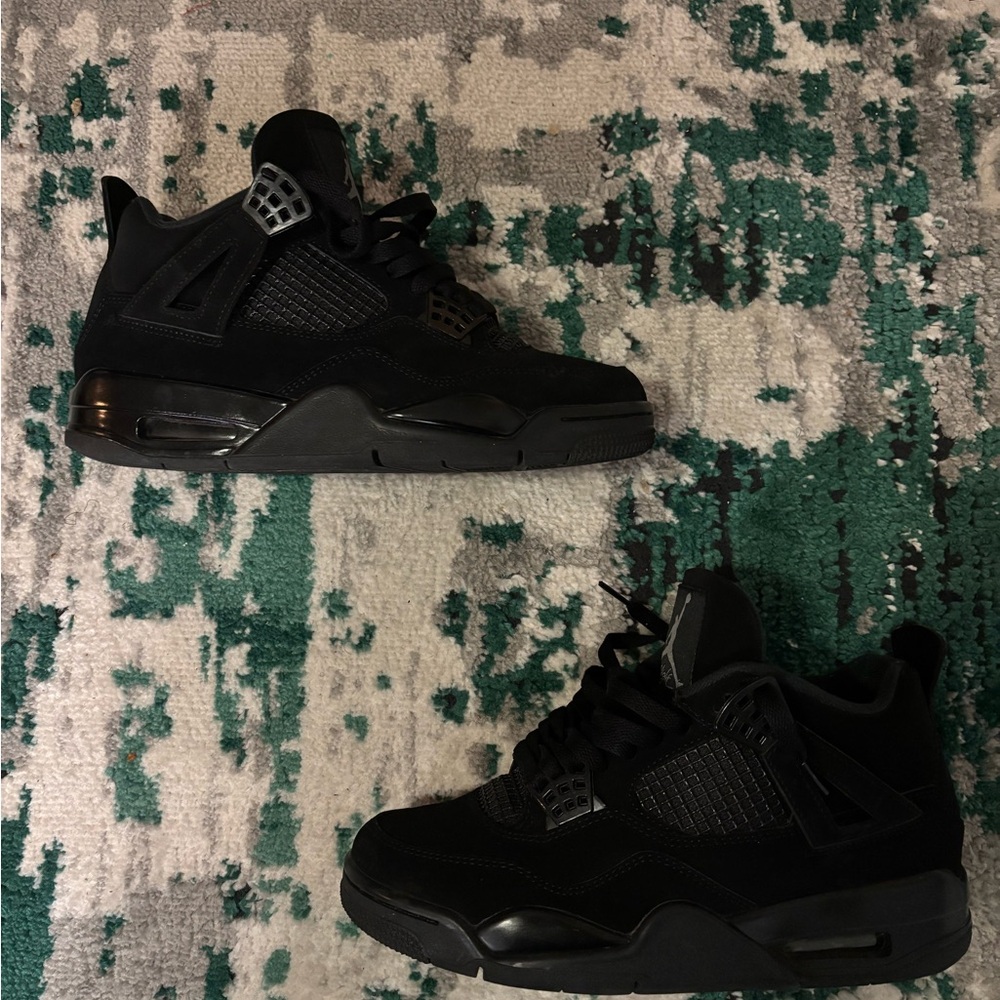 Black athletic Sneakers